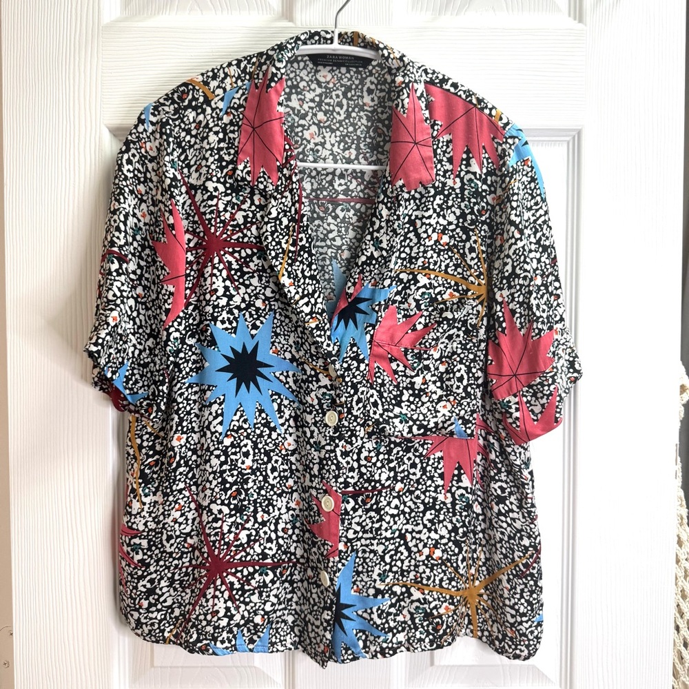 Zara Black and Blue Casual Button Down Shirt with Floral Print